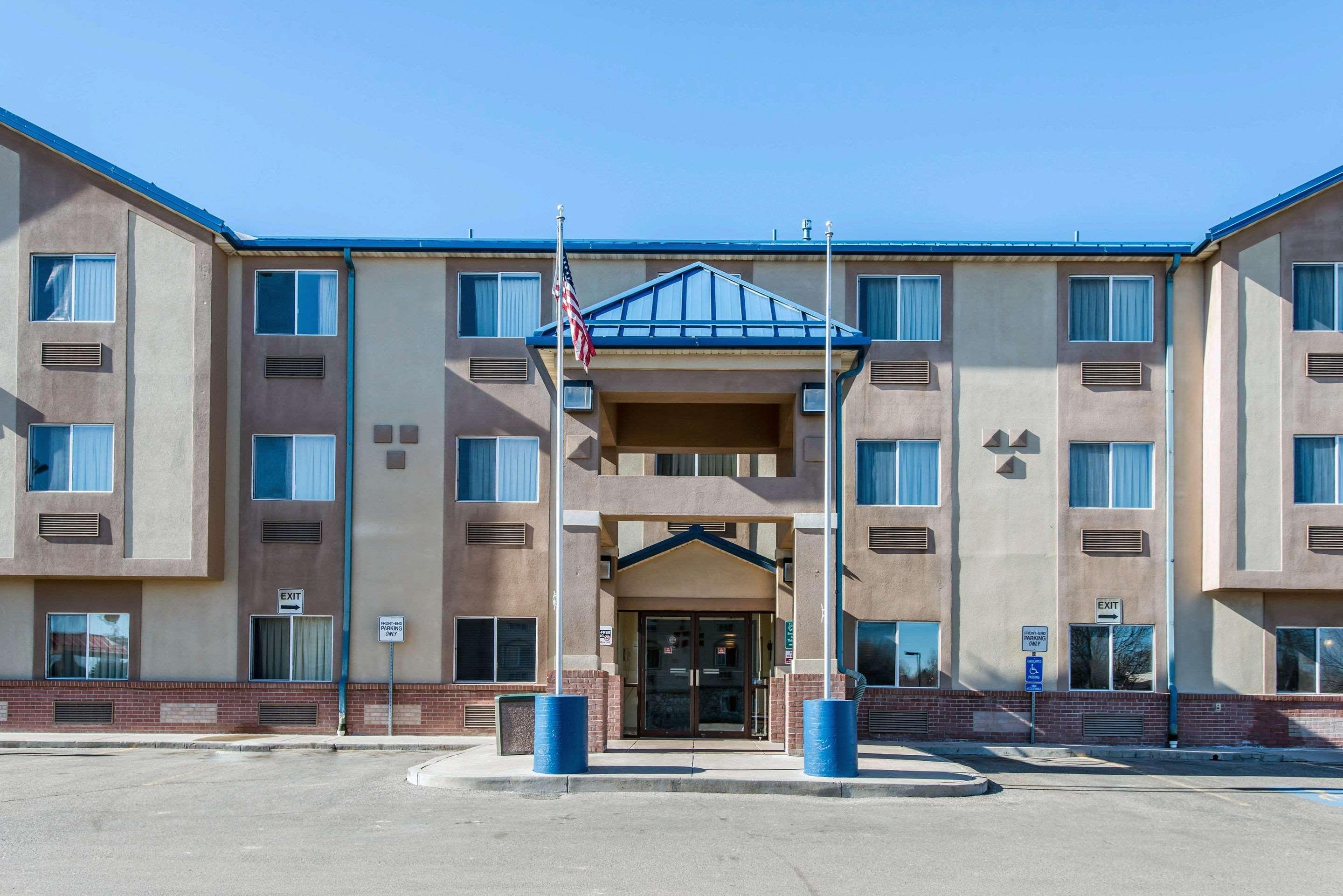 Baymont By Wyndham - Collins Area Hotel 2*