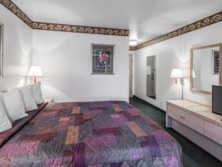 Hotel Baymont By Wyndham - Collins Area 2*