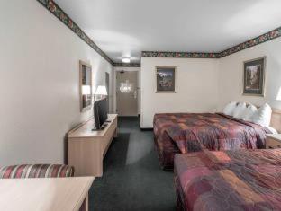 Hotel Baymont By Wyndham - Collins Area Loveland
