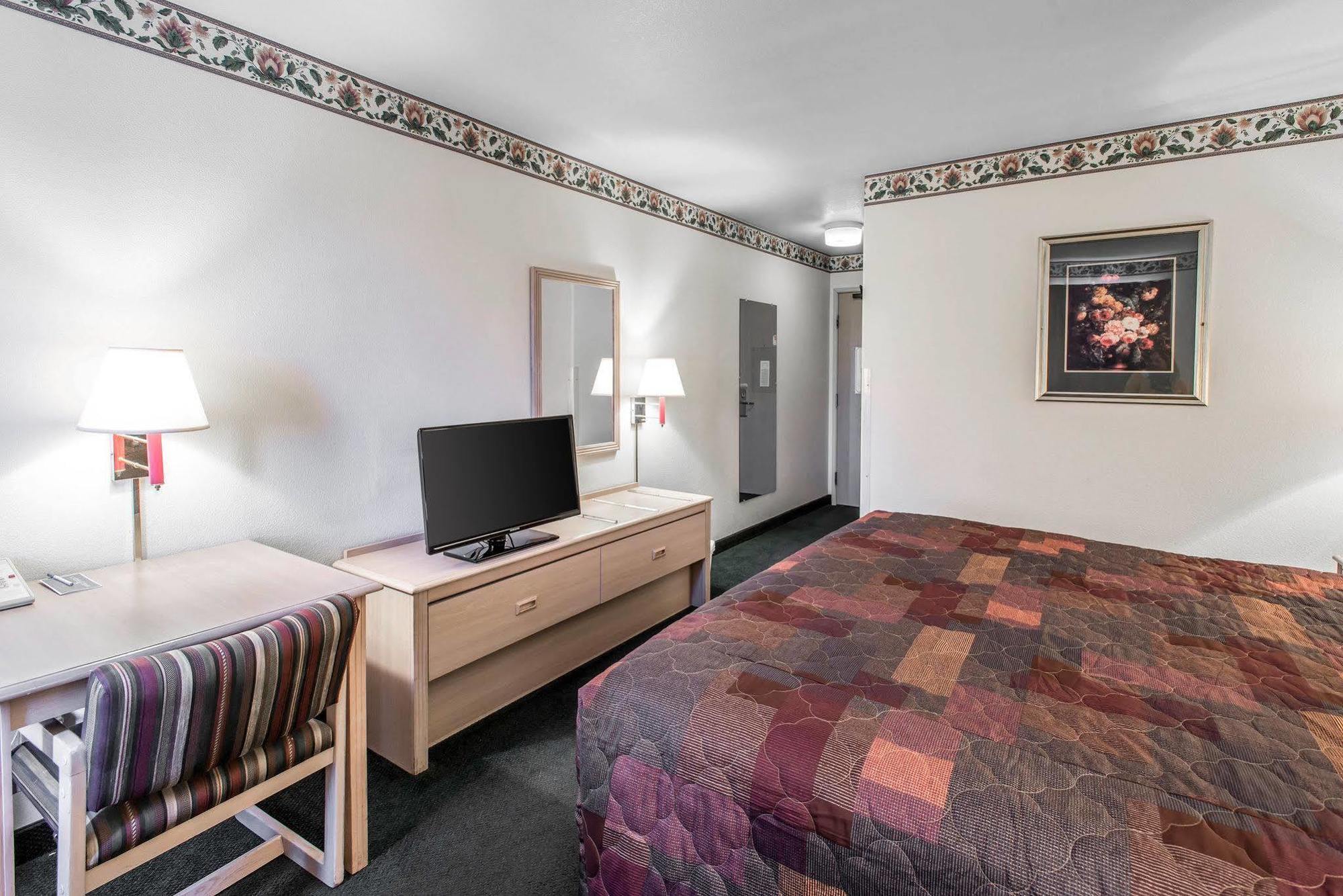 Baymont By Wyndham - Collins Area Loveland